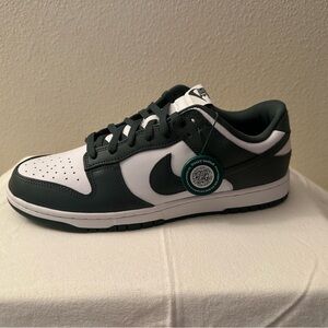 Nike Dunk Low Retro - Vintage Green and White